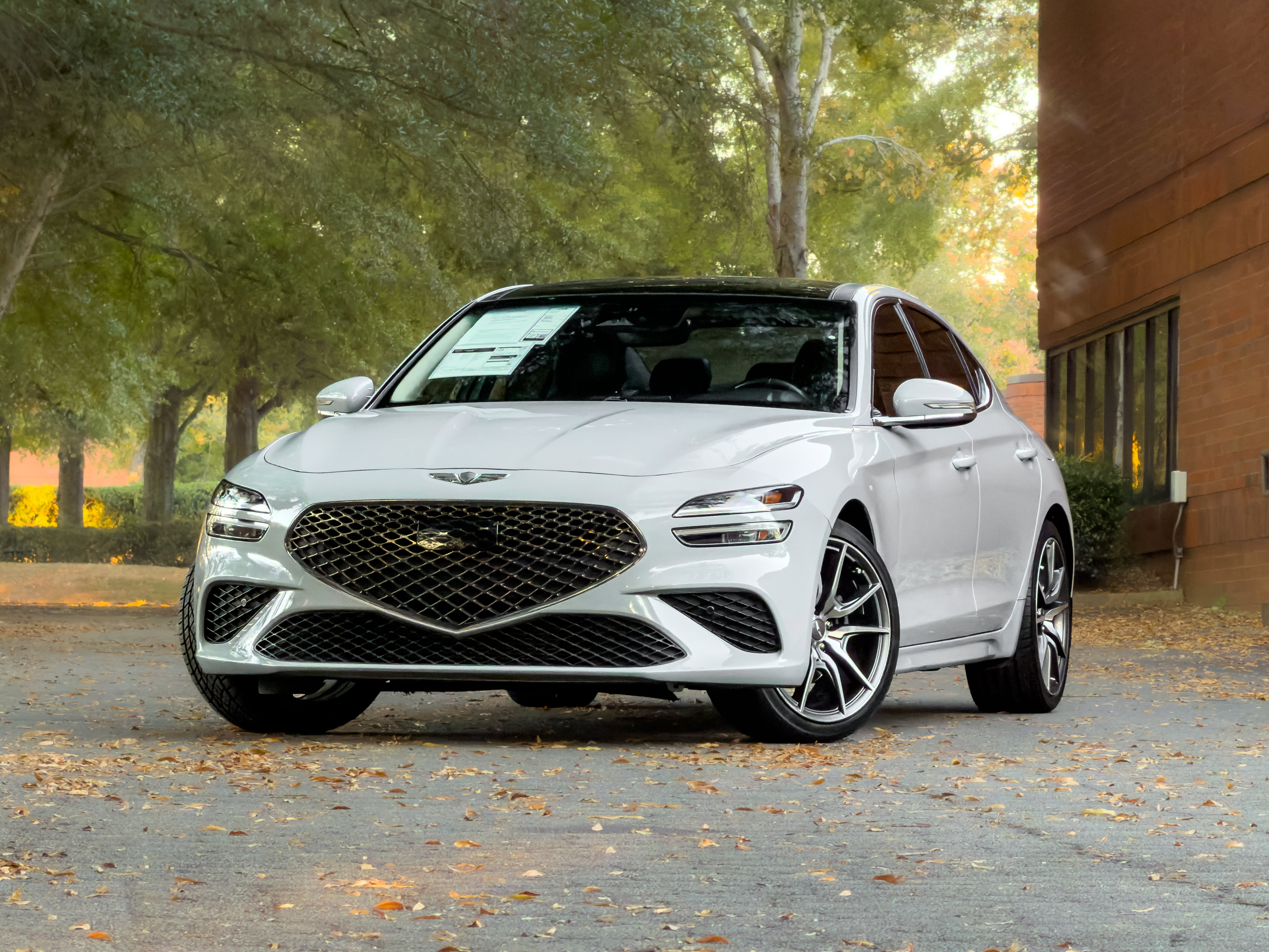 Used 2022 Genesis G70 2.0T w/ Prestige Package RWD image 2