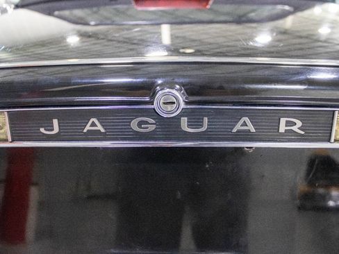 Used 1989 Jaguar XJS V12 Convertible image 34