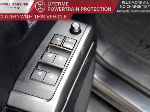 Used 2021 Toyota Tacoma TRD Off-Road image 24