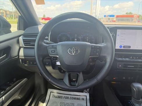 Used 2025 Toyota Camry XSE FWD image 15