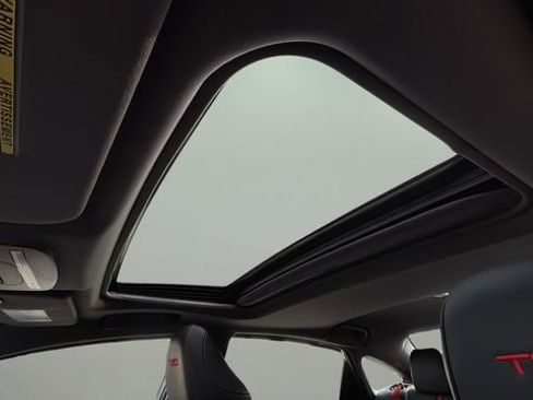 Used 2021 Toyota Avalon TRD image 19