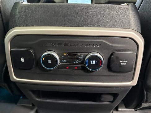 Used 2022 Ford Expedition Max Limited RWD image 26