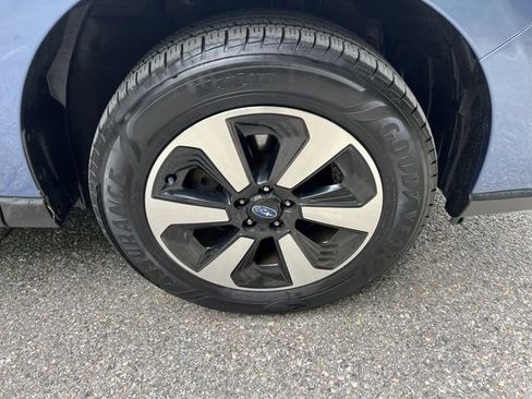 Used 2017 Subaru Forester 2.5i w/ Alloy Wheel Package AWD/4WD image 25