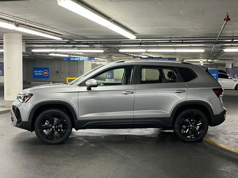 New 2026 Volkswagen Taos SEL AWD/4WD image 33