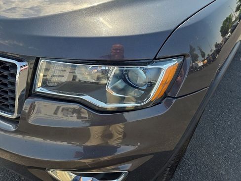 Used 2021 Jeep Grand Cherokee Limited image 34