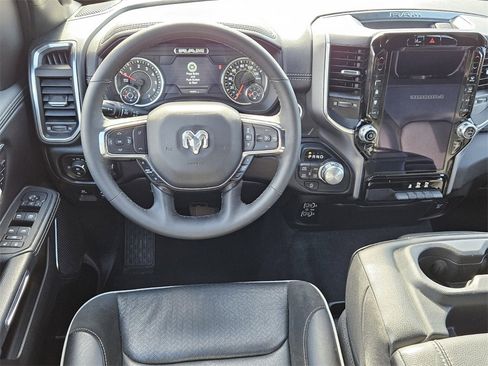 Used 2025 RAM 1500 Laramie image 12