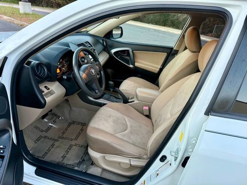 Used 2010 Toyota RAV4 4WD V6 image 11