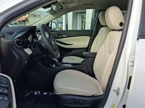 Used 2023 Buick Encore GX Preferred w/ Cold Weather Comfort Package image 18