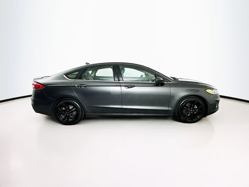 Used 2019 Ford Fusion SE w/ Equipment Group 151A image 10