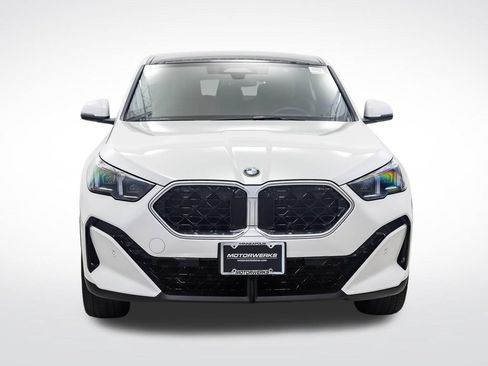 New 2026 BMW X2 xDrive28i w/ Technology Package AWD/4WD image 8