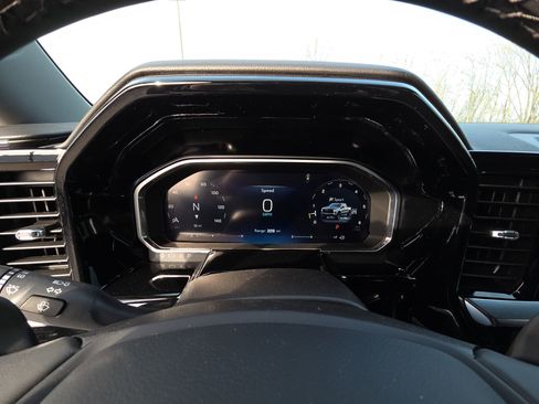 New 2026 Chevrolet Silverado 1500 LT Trail Boss w/ Convenience Package II image 17