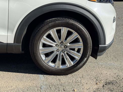 Used 2022 Ford Explorer King Ranch w/ Premium Technology Package image 7