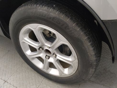 Used 2021 Ford EcoSport SE FWD image 31
