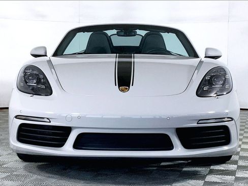 Used 2024 Porsche 718 Boxster RWD image 6