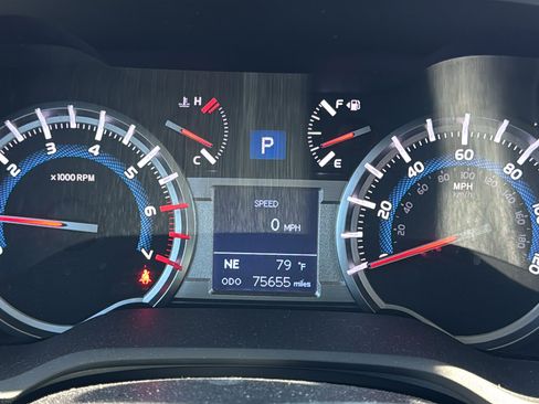 Used 2019 Toyota 4Runner SR5 image 21