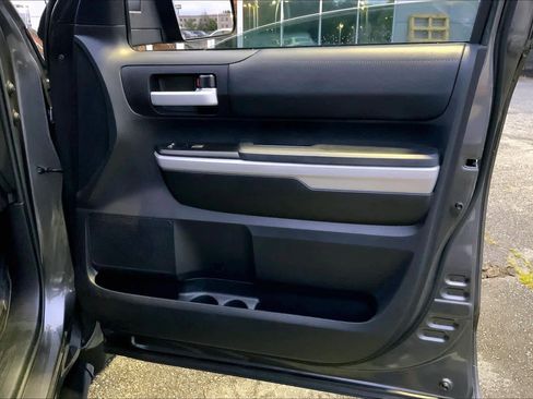 Used 2019 Toyota Tundra SR5 w/ SR5 Upgrade Package RWD image 23