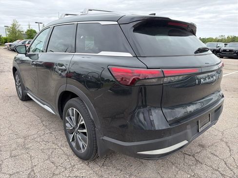 Used 2026 INFINITI QX60 Luxe w/ Family Package AWD/4WD image 3