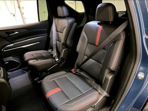 Used 2025 Chevrolet Traverse RS w/ LPO, Floor Liner Package AWD/4WD image 25