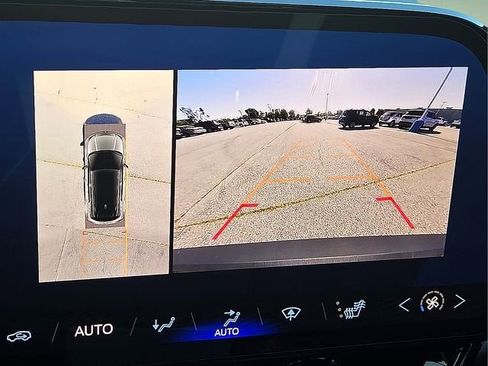 New 2025 Chevrolet Blazer EV LT image 17