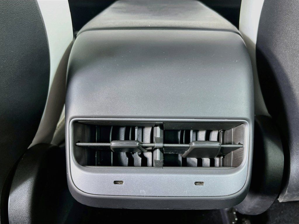 Used 2023 Tesla Model 3 Standard Range RWD image 27