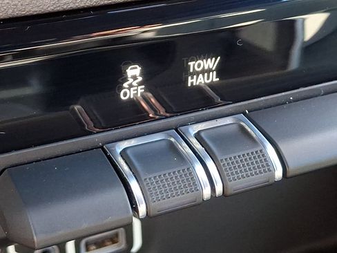 Used 2021 RAM 1500 Big Horn AWD/4WD image 22
