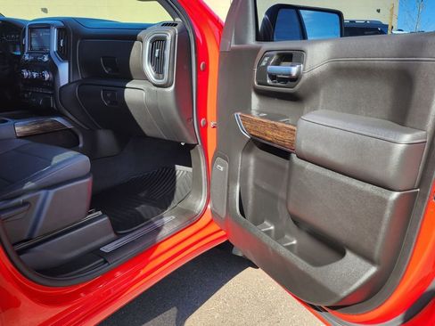 Used 2020 GMC Sierra 1500 Elevation w/ Elevation Value Package image 23