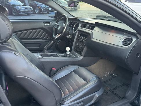 Used 2014 Ford Mustang GT Premium RWD image 14
