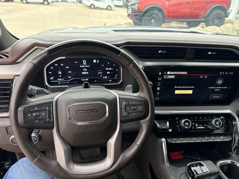 Used 2023 GMC Sierra 1500 Denali w/ Technology Package AWD/4WD image 25