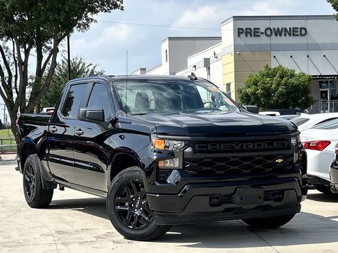 Used 2023 Chevrolet Silverado 1500 Custom w/ LPO, Dark Essentials Package RWD image 2