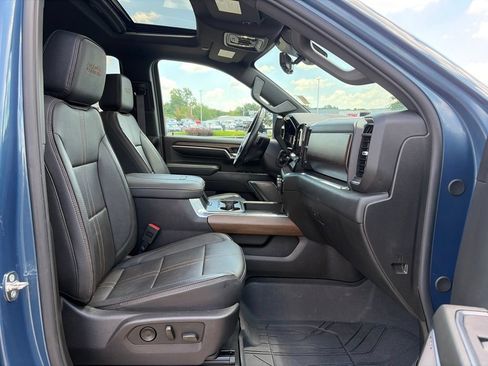 Used 2024 Chevrolet Silverado 3500 High Country w/ High Country Premium Package AWD/4WD image 34