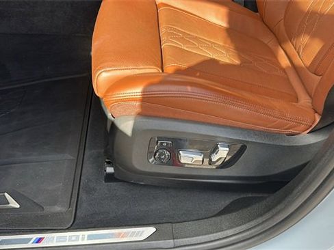 Used 2024 BMW X6 M60i w/ Dynamic Handling Package image 29