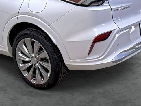 New 2026 Buick Envista Avenir image 9