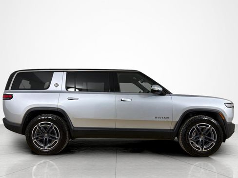 Used 2026 Rivian R1S Adventure Dual AWD/4WD image 6