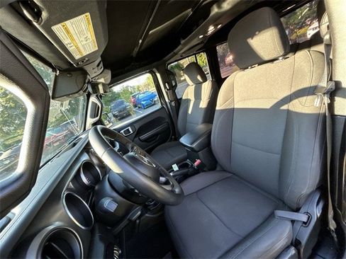 Certified 2022 Jeep Wrangler Unlimited Sport image 15