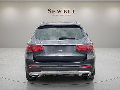 Used 2020 Mercedes-Benz GLC 300 4MATIC image 4