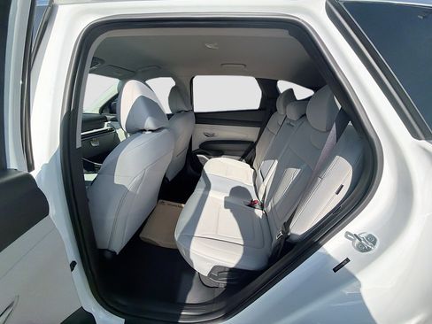 New 2026 Hyundai Tucson SEL FWD image 17