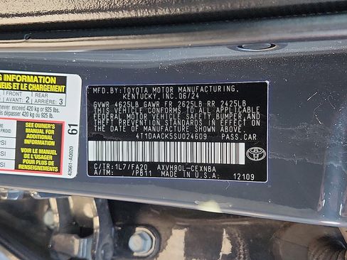 Certified 2025 Toyota Camry LE image 27