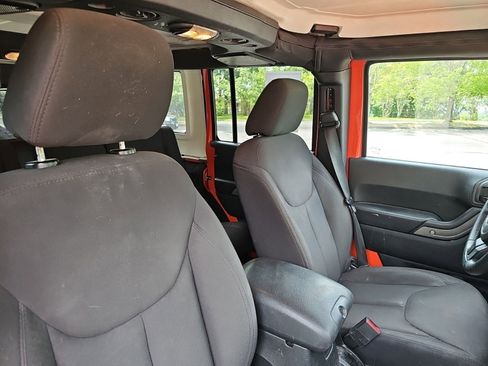 Used 2015 Jeep Wrangler Unlimited Sport w/ Quick Order Package 24S AWD/4WD image 14
