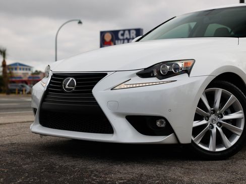 Used 2015 Lexus IS 250 w/ Navigation System Package image 30