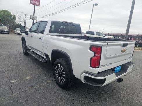 Used 2025 Chevrolet Silverado 2500 High Country w/ High Country Premium Package AWD/4WD image 42