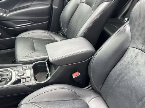 Used 2020 Subaru Forester Limited image 30