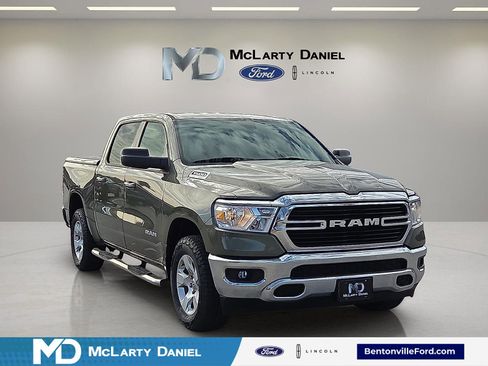 Used 2020 RAM 1500 Big Horn image 1
