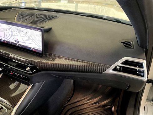 Used 2025 BMW M3 Competition image 17