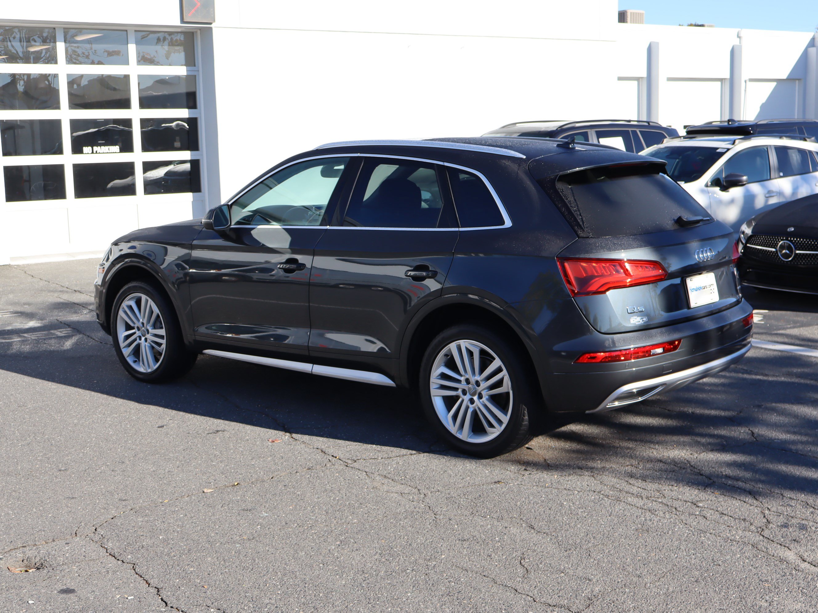 Used 2019 Audi Q5 2.0T Premium Plus w/ Premium Plus Package AWD/4WD image 8