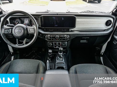 Used 2025 Jeep Wrangler Unlimited Sport AWD/4WD image 28
