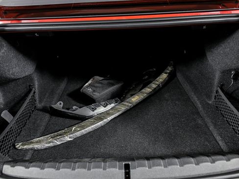 Used 2021 BMW M4 Competition w/ M Carbon Exterior Package RWD image 11
