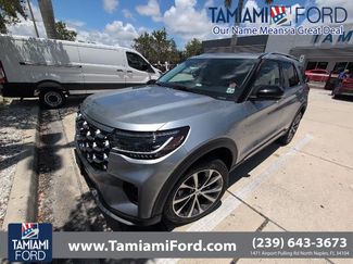 Used 2025 Ford Explorer Platinum w/ Ultimate Package AWD/4WD video 1