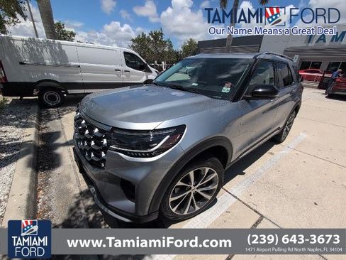 Used 2025 Ford Explorer Platinum w/ Ultimate Package AWD/4WD image 1