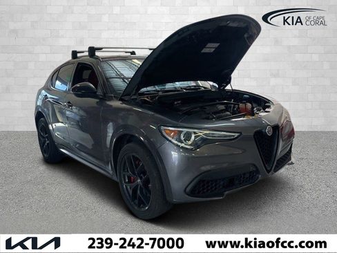Used 2021 Alfa Romeo Stelvio Ti Sport image 1