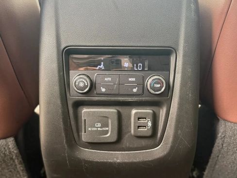 Used 2021 Buick Enclave Avenir w/ Avenir Technology Package AWD/4WD image 13